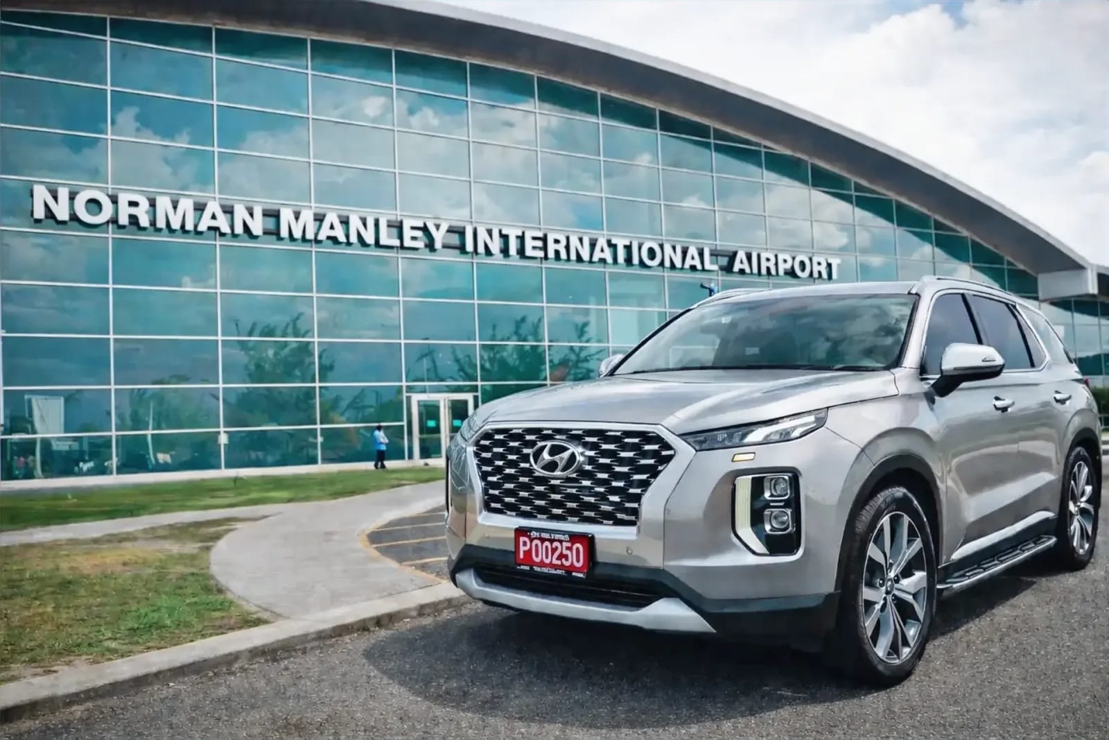 Norman Manley International Airport (KIN)