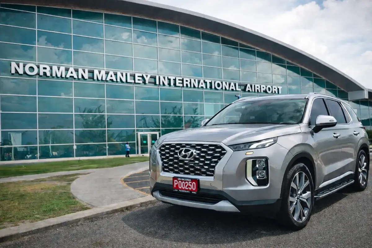 Norman Manley Airport (KIN)