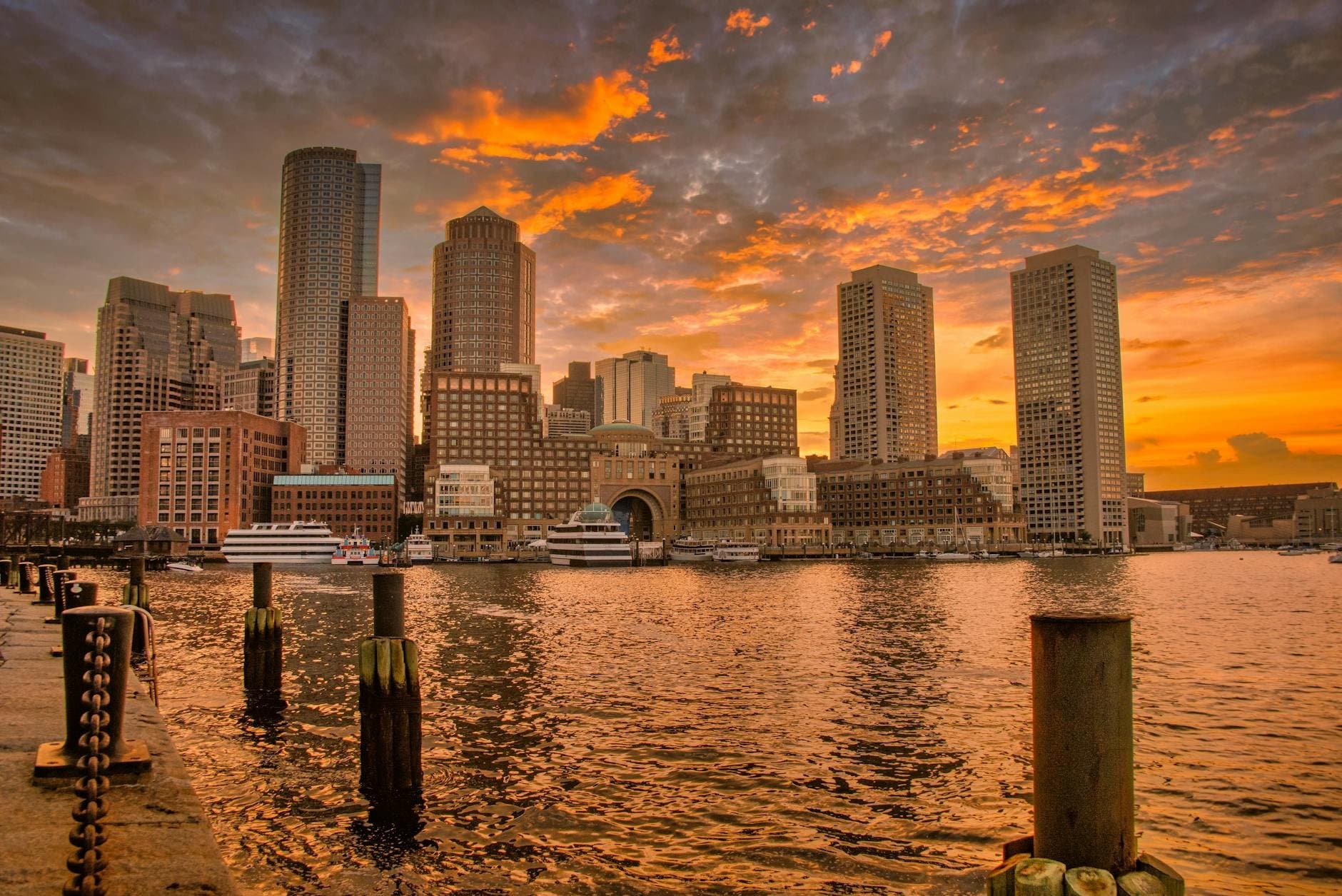 Private Transfers to Boston Bay, Portland